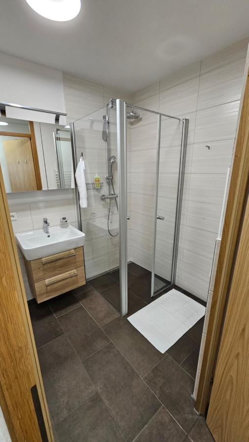 Ferienwohnung Im Glockenziel Engen Esterno foto